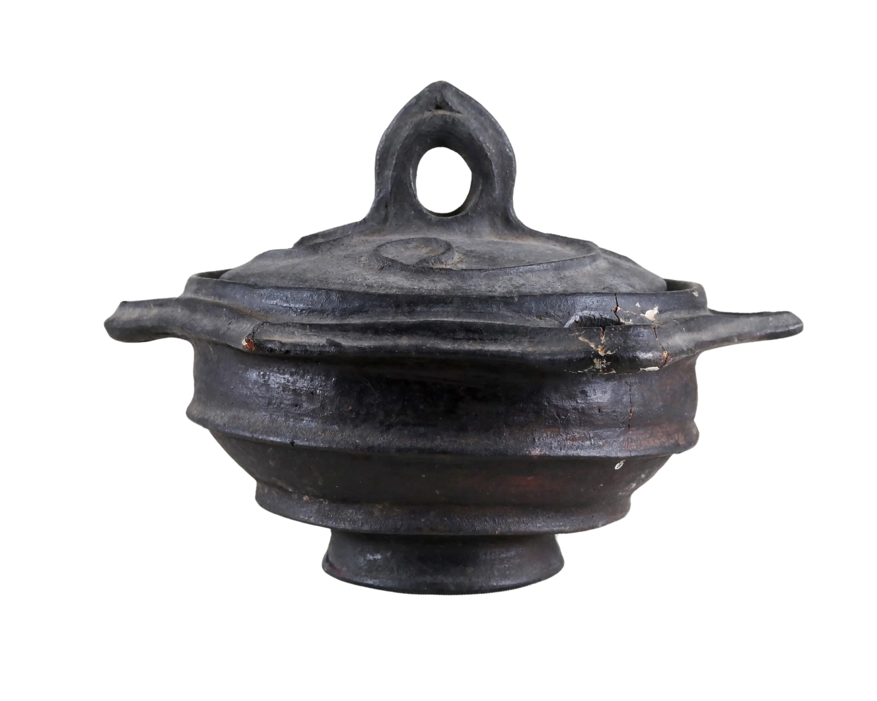 object-/vessels/object/35-pot-with-lid